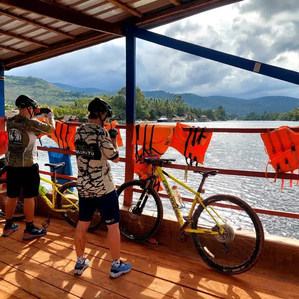 Phnom Penh Cycling To Siem Reap 3 Days